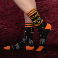 Load image into Gallery viewer, Vintage Black Cat Crew Socks - FootClothes
