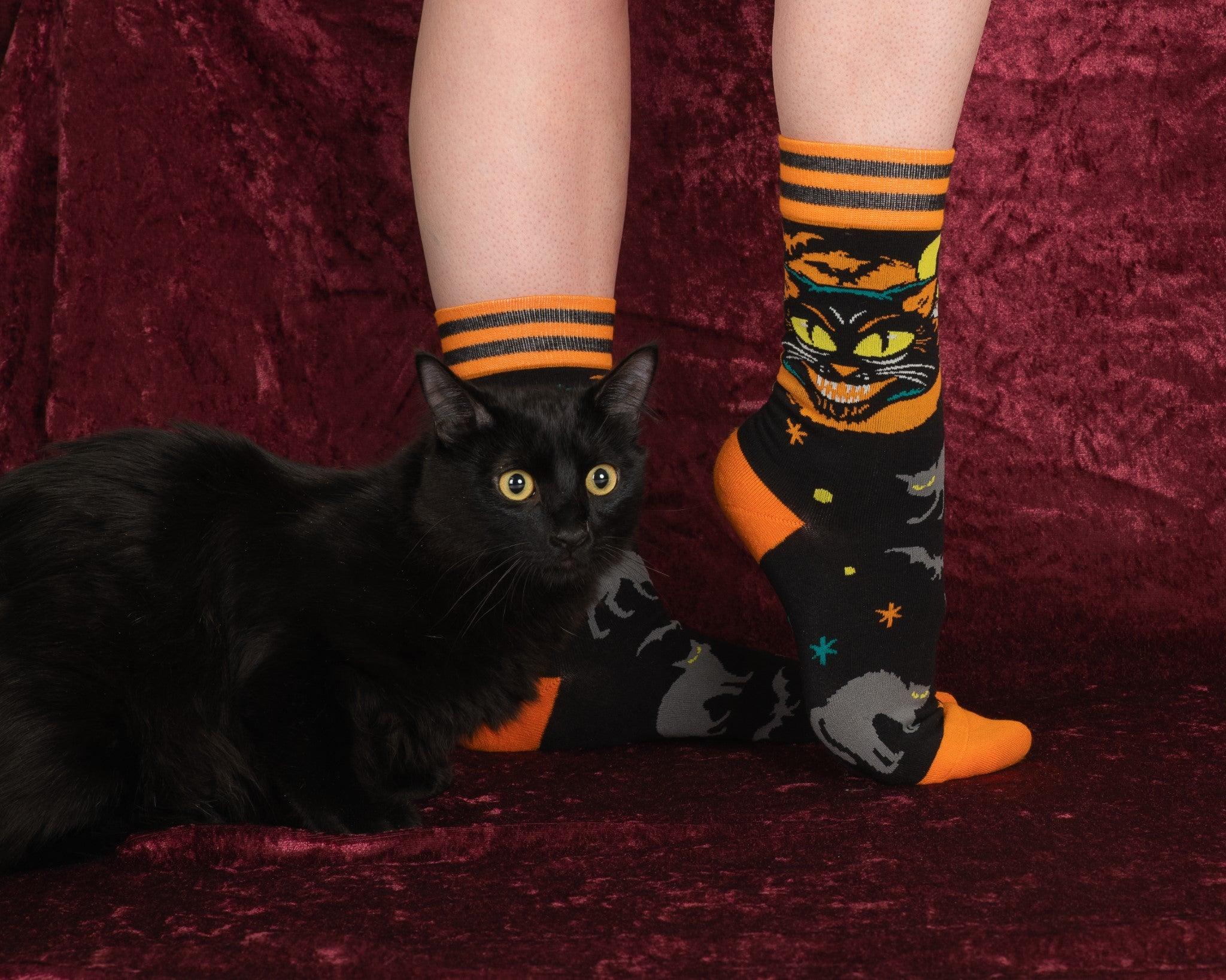 Vintage Black Cat Crew Socks - FootClothes