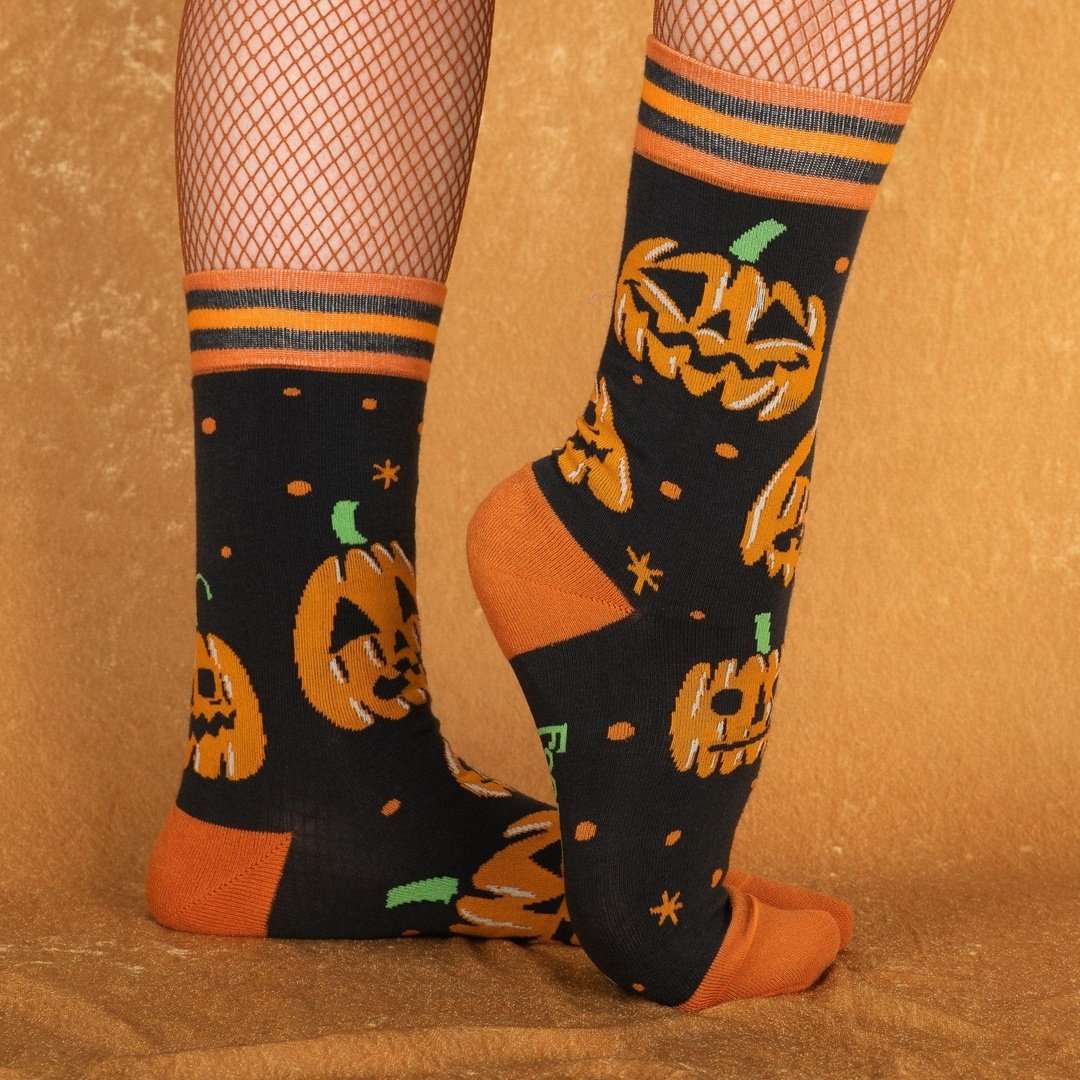 Legale Glow in the Dark Jack O Lanterns Halloween Women's Crew Socks, 2 pr  - Smith's Food and Drug